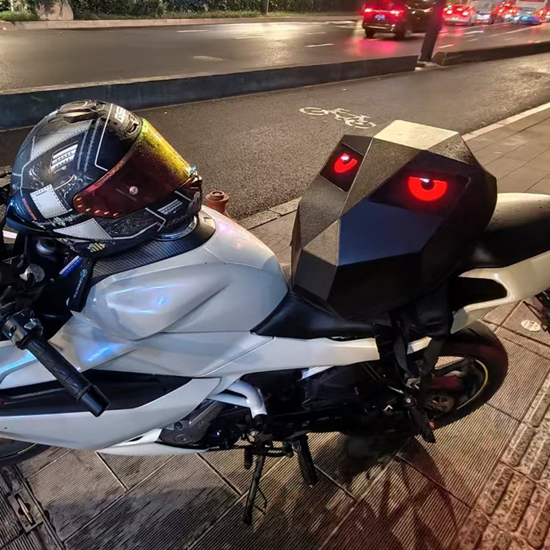 Zaini per Moto e Laptop di Gra - Motorcycle Helmet Backpack Waterproof Led recensione e prezzo